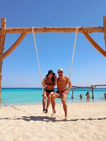 HULA HULA / Paradise Island